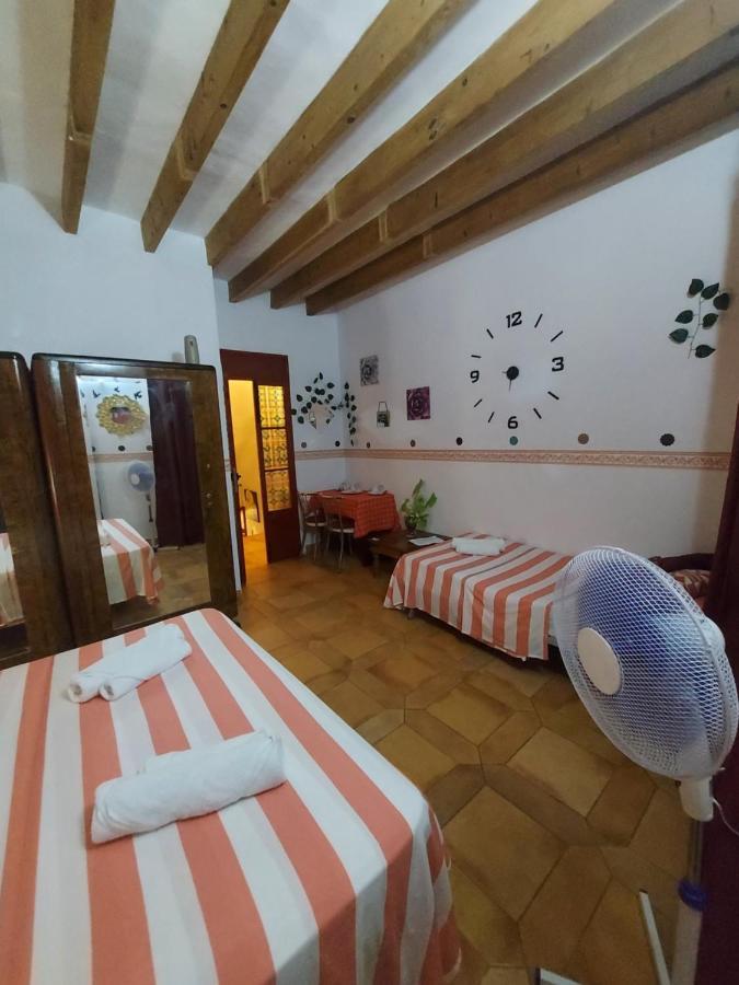 Guest House B&B Private Rooms Inca Center Bagian luar foto